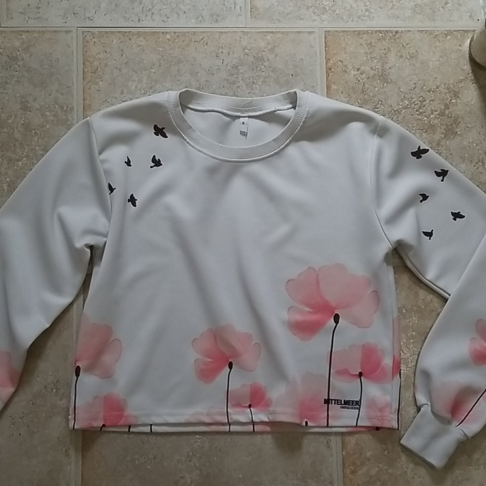 Cute Pink Flower Crop Top